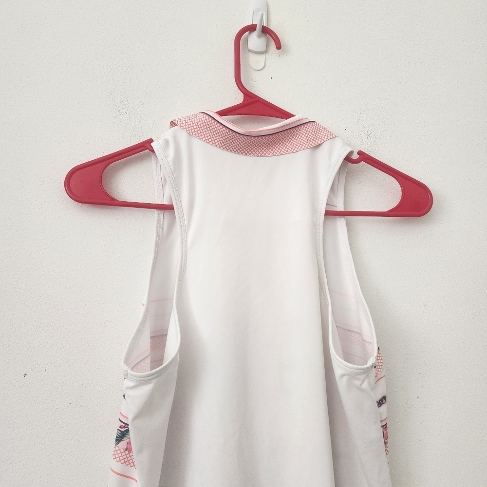 Lucky in Love Sleeveless Collared Tennis / Golf top Size Medium - Picture 9 of 11